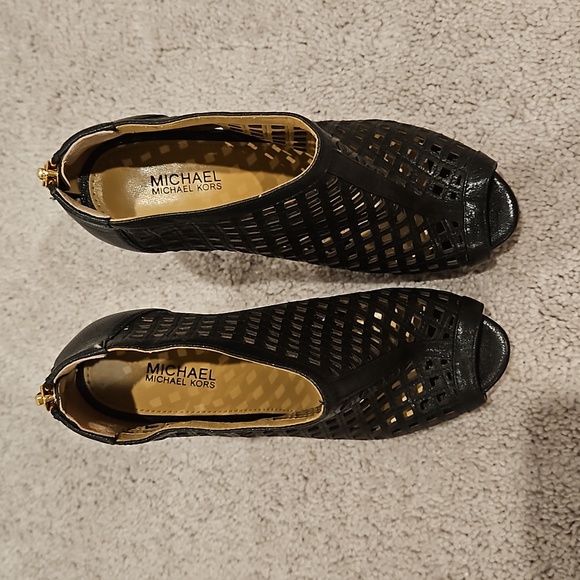 MK Graham booties - Picture 8 of 9